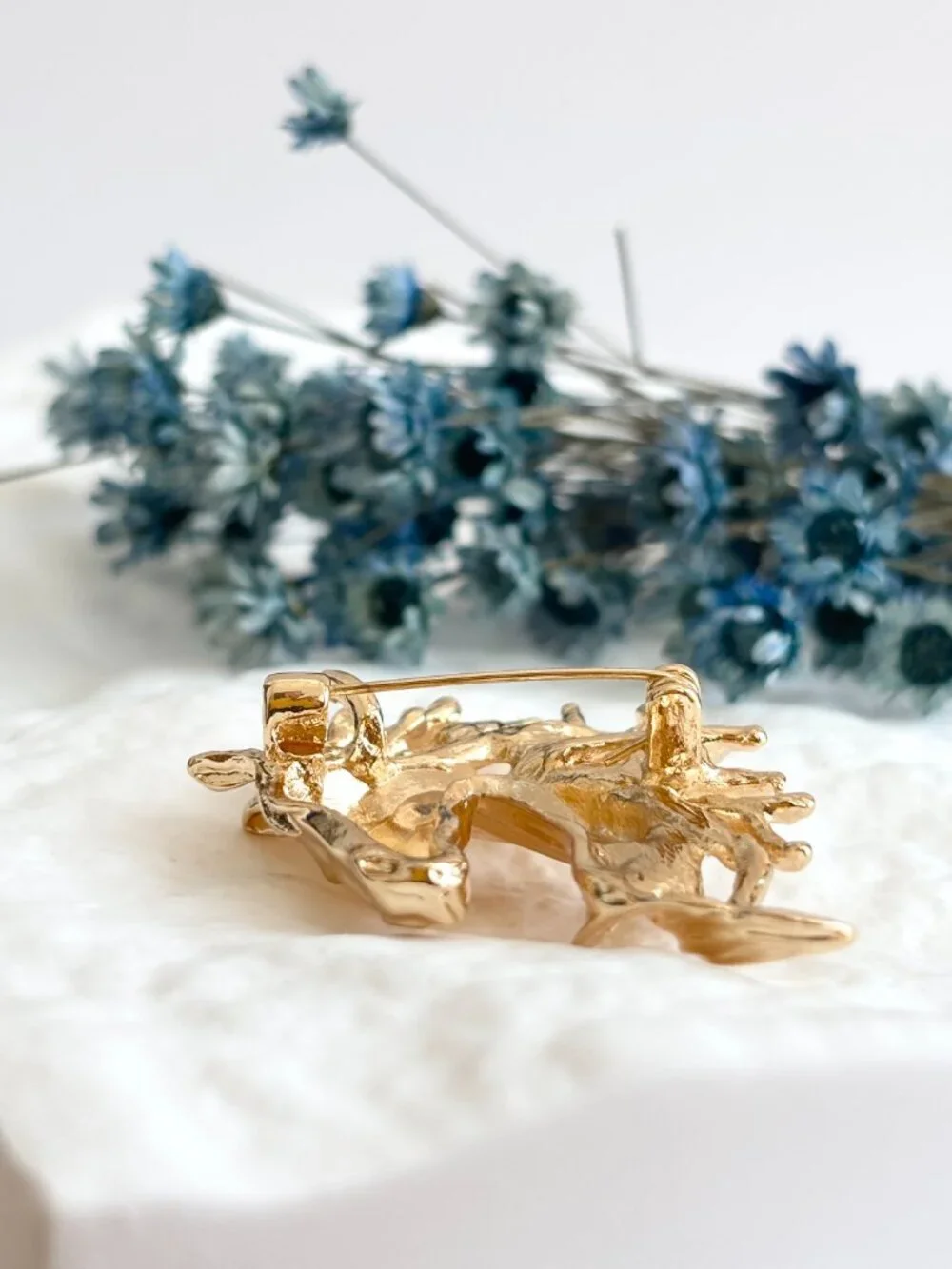 Horse Head & Mane Gold Toned Magestic Large Vintage Inspired Brooch Pin